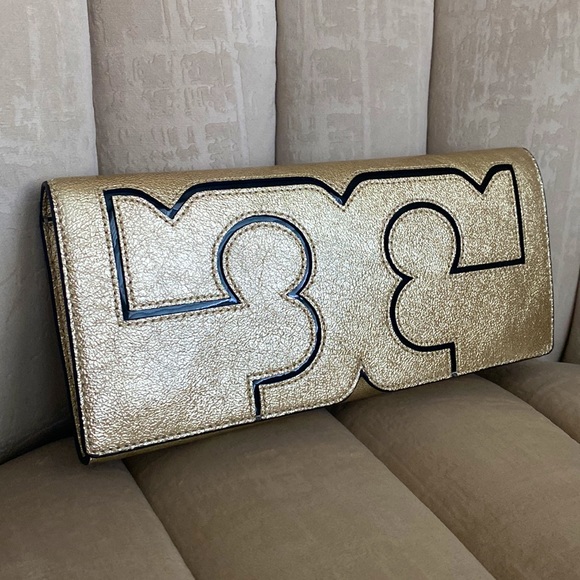 Tory Burch Serif Metallic Clutch - Picture 3 of 10